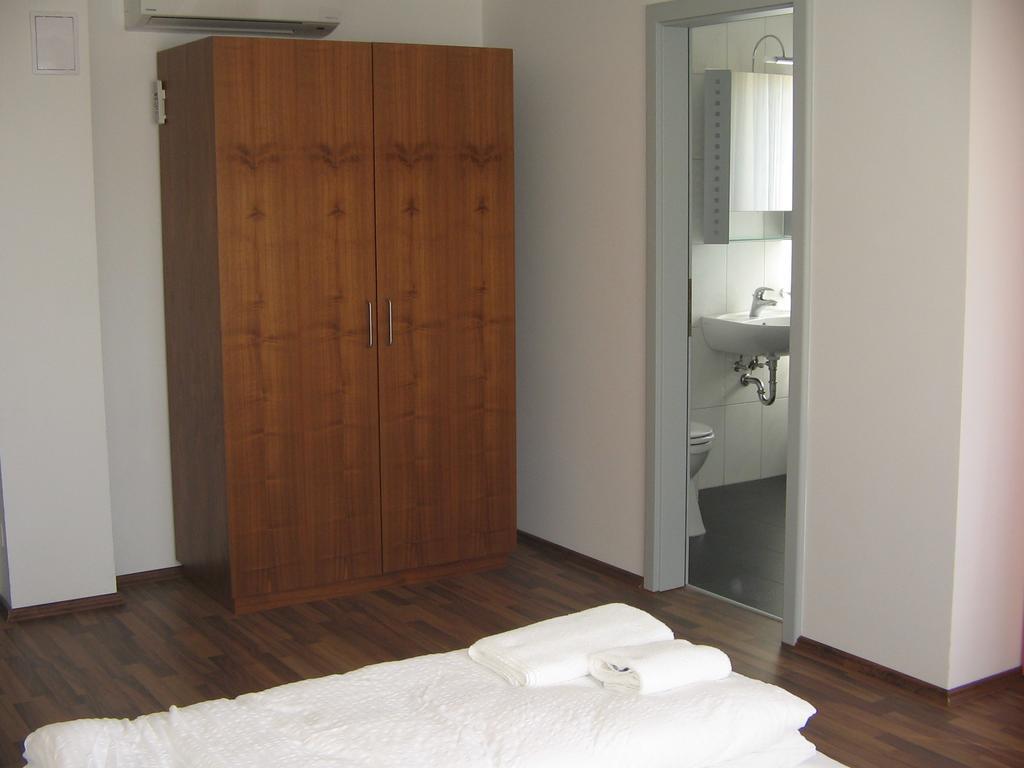 Balaca Panzio Veszprém Exteriör bild
