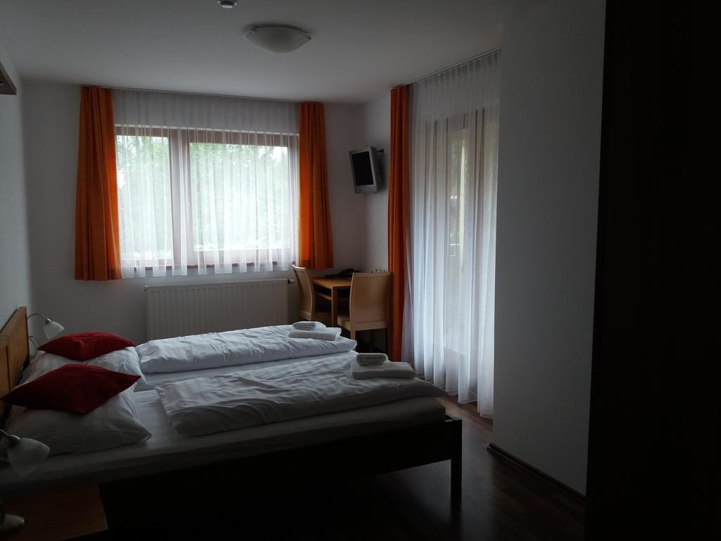 Balaca Panzio Veszprém Exteriör bild