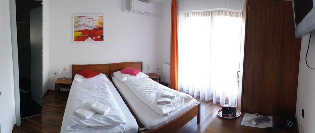Balaca Panzio Veszprém Exteriör bild